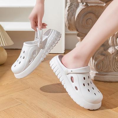 Лето 2024 г. Женские сандалии Мягкие сабо из ЭВА Повседневные шлепанцы Модные босоножки на танкетке с отверстиями для пар Пляжные тапочки