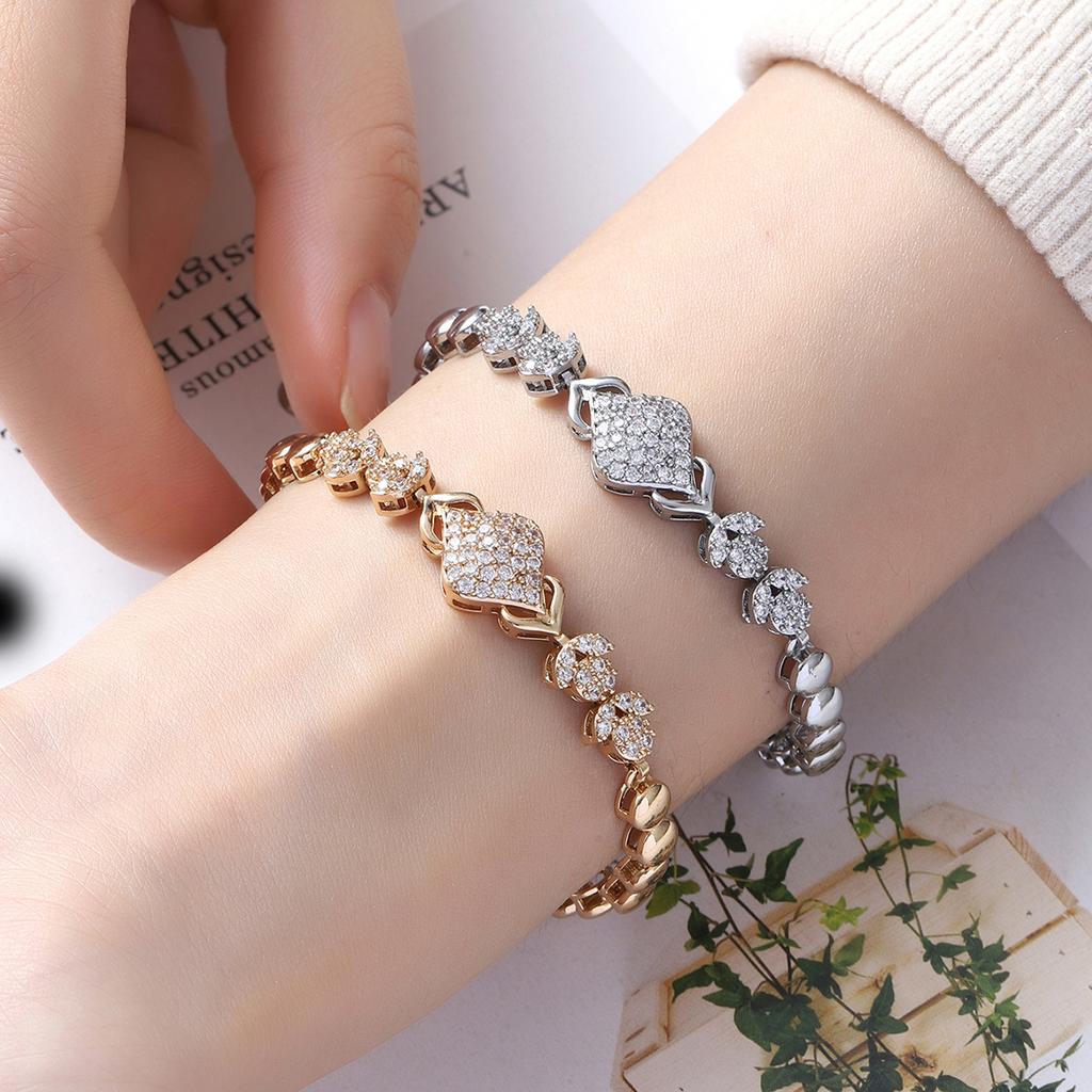 High-end Versatile Zircon Love Bracelet for Women, Simple, Fashionable, Light and Luxurious Style,