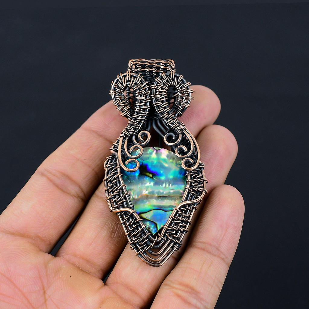 Драгоценный камень раковины морского ушка Чистая медная проволока, обернутая ювелирными изделиями ручной работы, подвеска для подарка