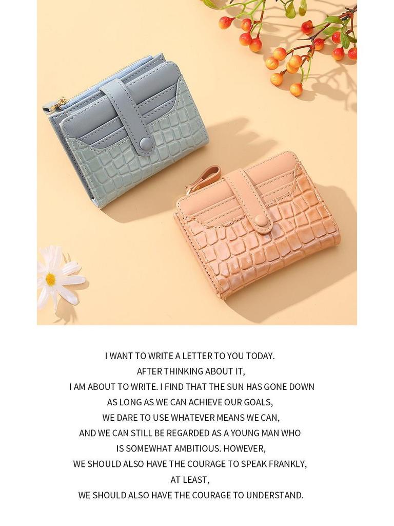 Women's Korean Retro Crocodile Pattern Wallet with Multi-Card Slots and Coin Purse