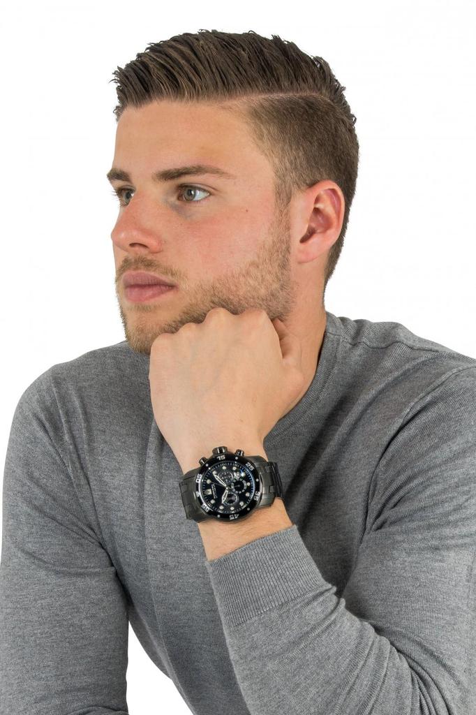 Часы Pro Diver Quartz 48 мм Корпус Черный Ремешок Из Нержавеющей Стали Черный Циферблат 76 [Invicta] Мужские [Товар]