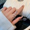 Модное и персонализированное женское кольцо в виде извивающейся маленькой змеи, инкрустированное цирконами