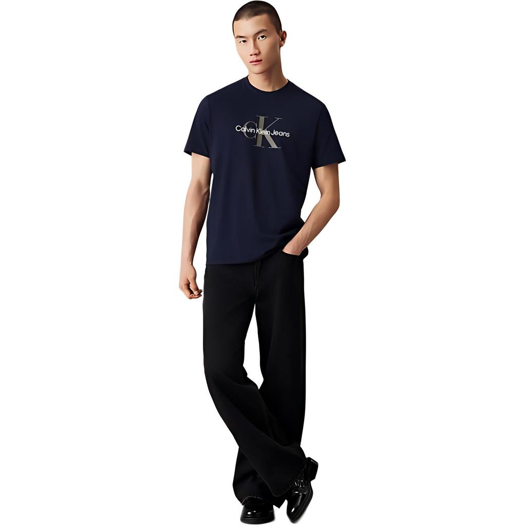 Calvin Klein Удобная повседневная футболка с круглым вырезом и коротким рукавом с буквенным принтом, мужские топы, темно-сапфировый цвет 00040EM286-CEF