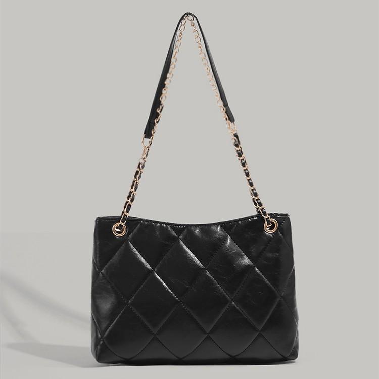 2025 Новая маленькая стеганая сумка через плечо, большая вместимость, сумка кроссбоди, модная универсальная сумка, трендовая женская сумка