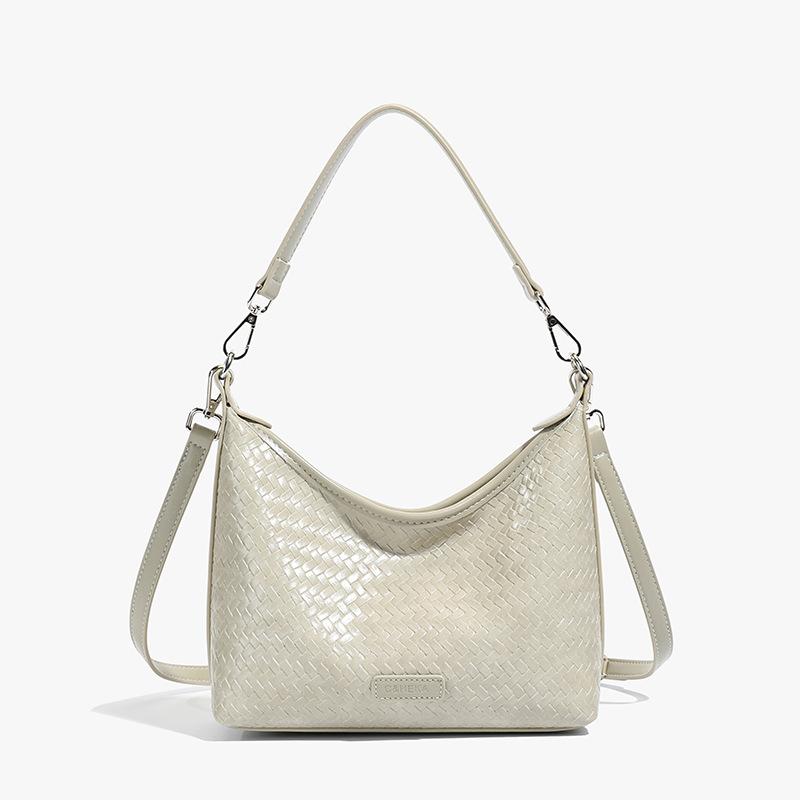 2025 new fashion woven handbag casual versatile high sense summer shoulder underarm bucket bag tote bag