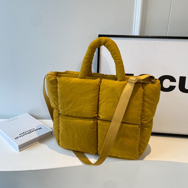 Сумка через плечо для женщин, весенняя мода, хлопковая подбитая сумка, большая вместимость, стеганая сумка-тоут