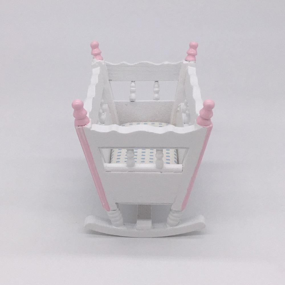 1:12 Кукольный домик Миниатюрные куклы Мебель Белая деревянная детская кровать Детские игрушки Деревянная детская кроватка Детская кроватка