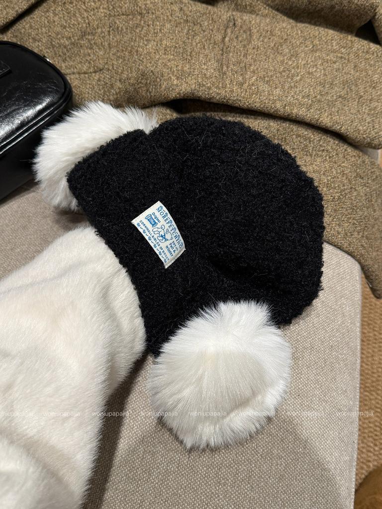 Plush knitted hat for women, thickened and warm in winter, cold-proof ear protection hat in winter, showing a small face, wool hat, cute ear bag hat