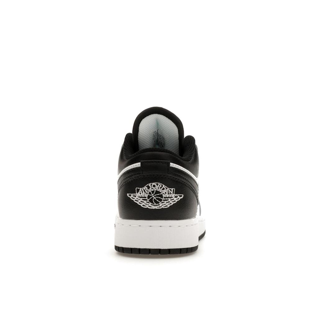Кроссовки Air Jordan 1 Low GS White Black Kids 553560-132