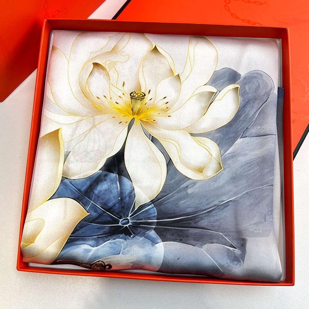 Silk Scarf Women'S Spring Summer Decorative Neck Square Scarf Silk Mulberry Silk Temperament Shawl Thin Scarf