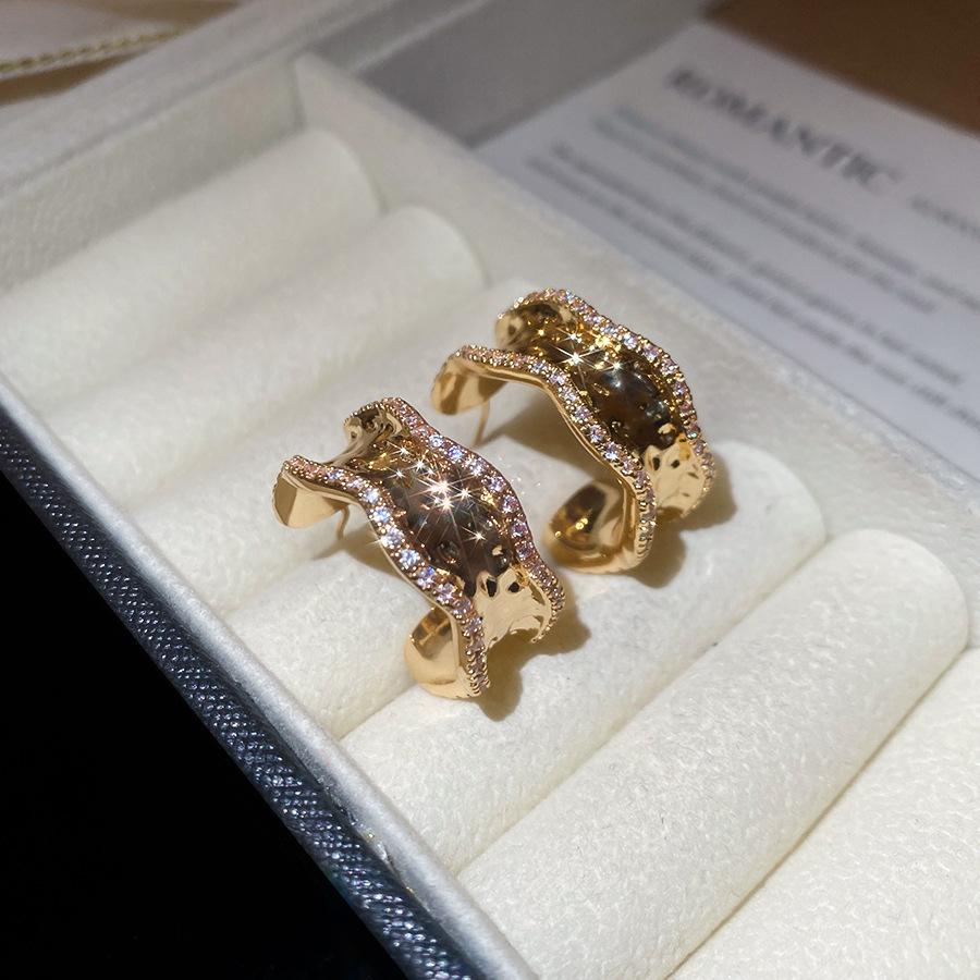 Французский придворный стиль Серьги-пусеты с прямоугольным цирконом на серебряных иглах Изысканные легкие роскошные высококлассные серьги Преувеличенные серьги Женщины