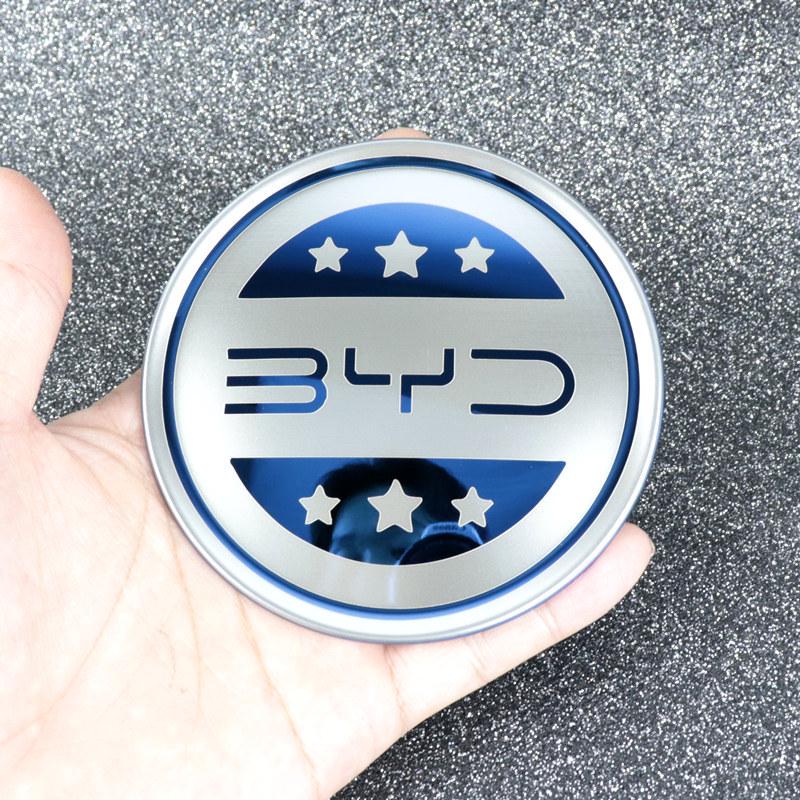 BYD Seagull Yuan PLUS Логотип рулевого колеса с изображением дельфина и тюленя, внутреннее убранство