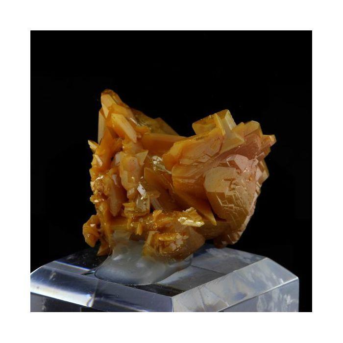 Pierres et Minéraux. Wulfenite. 253.5 ct. La Morita Mine, Chihuahua, Mexique.