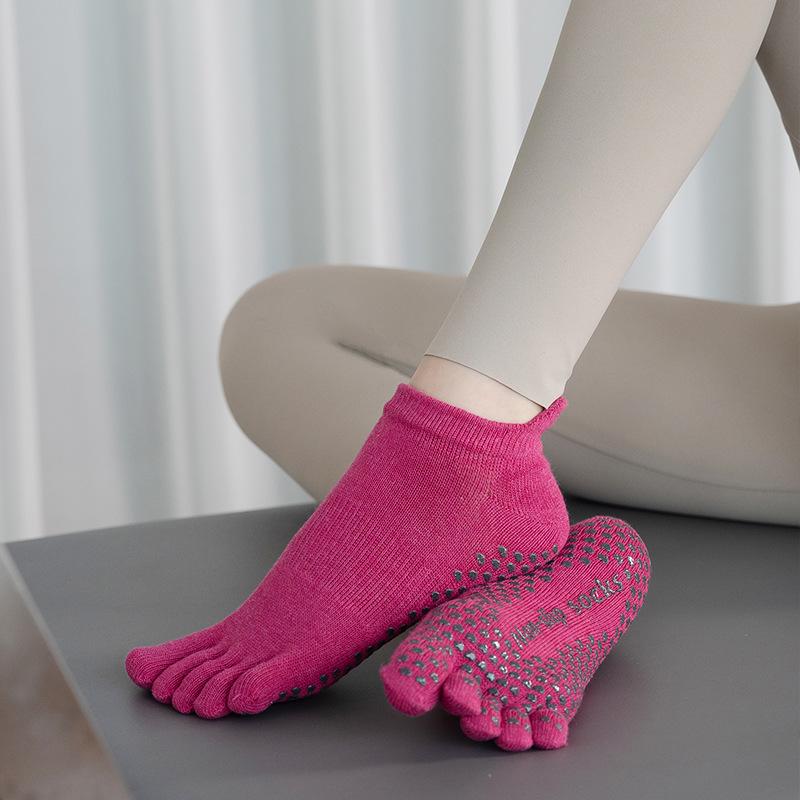 Носки ToeSox с открытой спиной, нескользящие, для йоги и пилатеса, с пятью пальцами — всесезонное качество