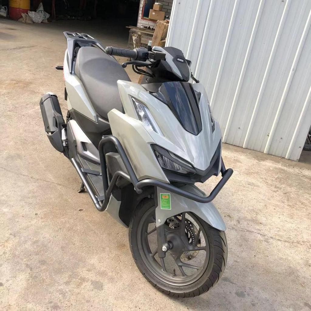 Защитная дуга-подножка на передний бампер для Honda Vario/Click160 - Углеродистая сталь, Защита от падения