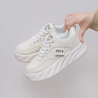 Женская обувь – Кроссовки