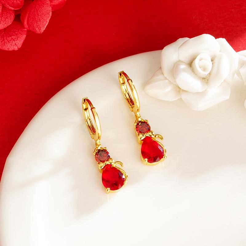 Высококачественные серьги с имитацией песочного золота: Долговечный дизайн кисточек для женщин, трансграничные медные аксессуары