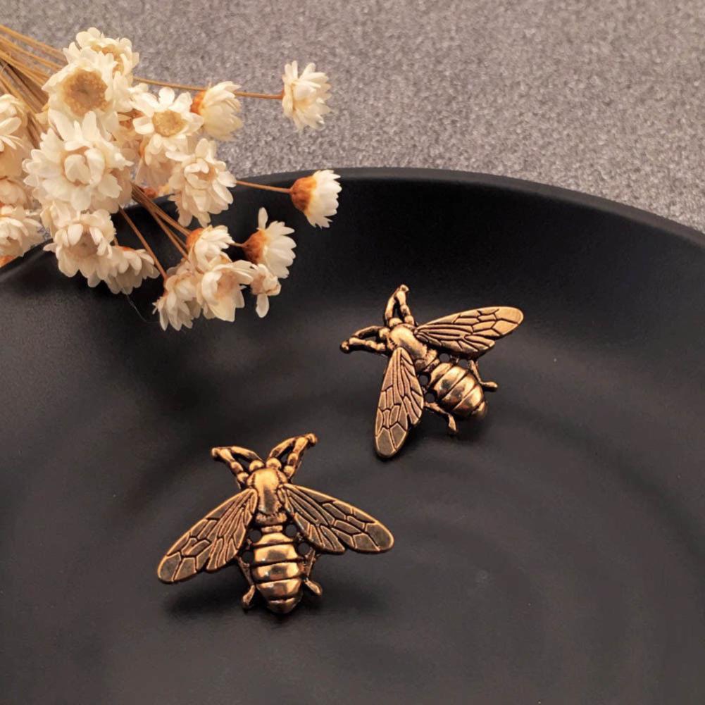 Charm Brooches Retro Metal Suit Collar Pin Small Fresh Bee New 1pc Men