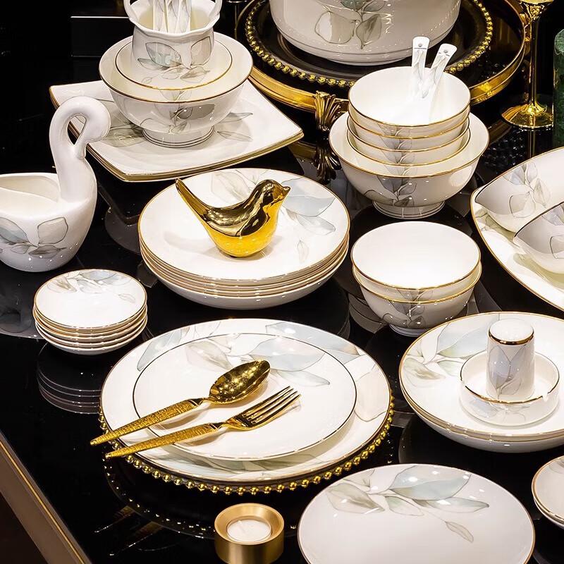 Jingdezhen Spring Floral Ceramic Fish Plate