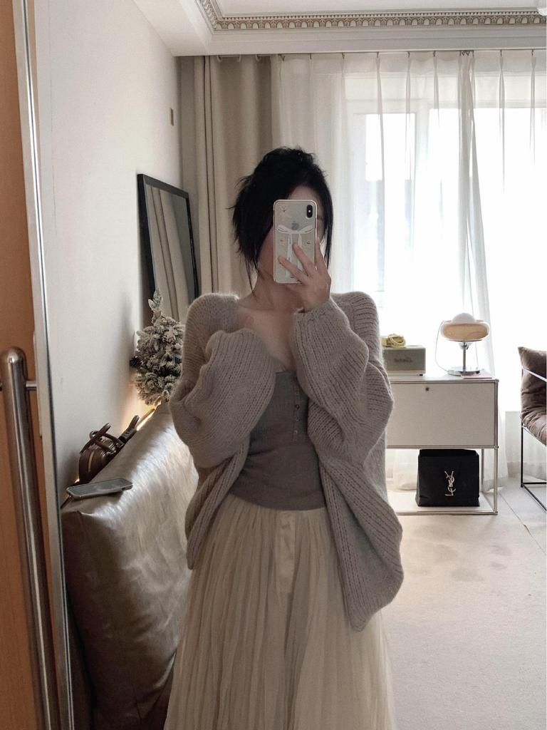 Корейский кардиган из мягкого трикотажа свободного кроя - Стиль ранней осени 2025 для женщин