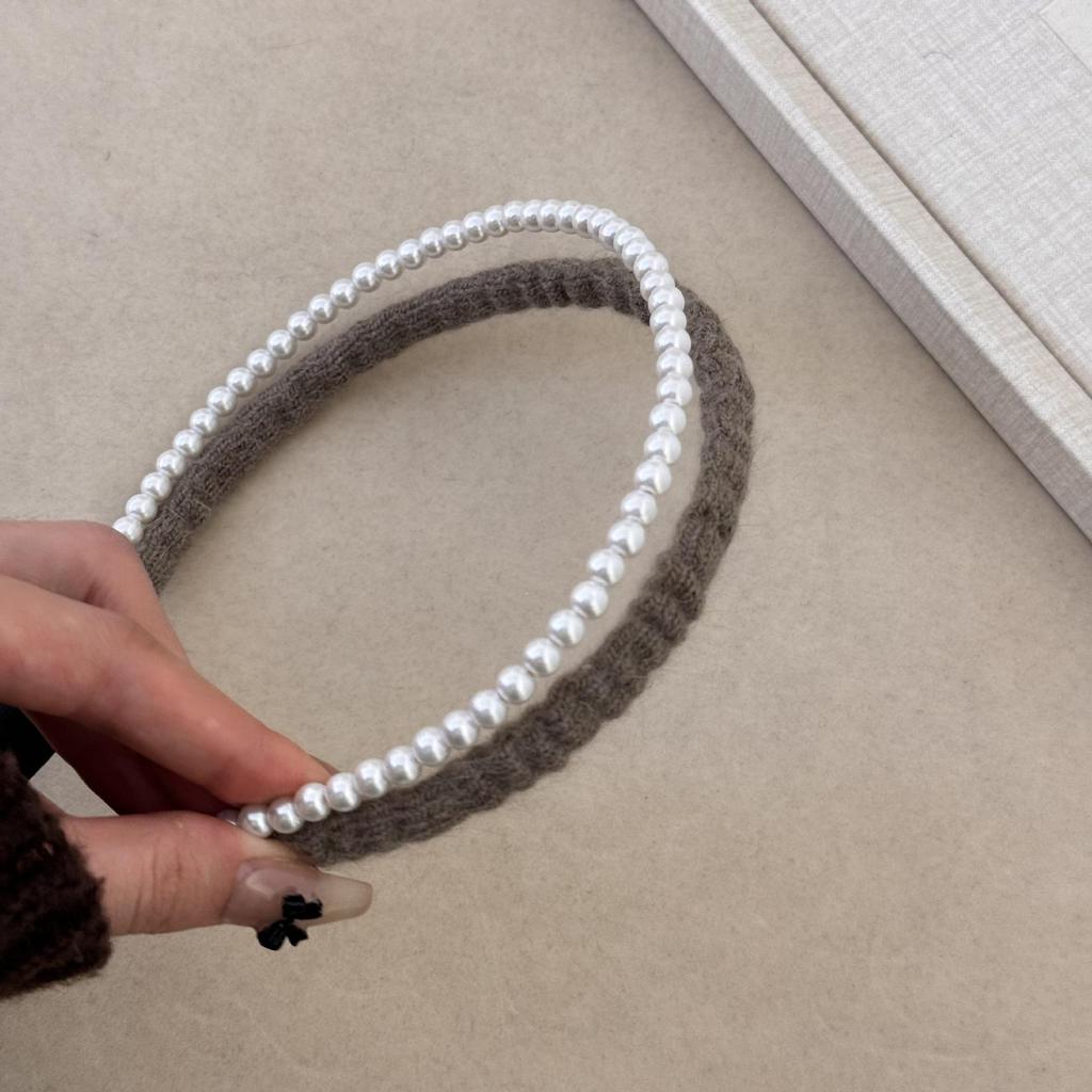 Корейская осень/зима 2024: Двухслойная повязка на голову с плюшевыми жемчужинами — элегантный, художественный и высококачественный аксессуар для волос