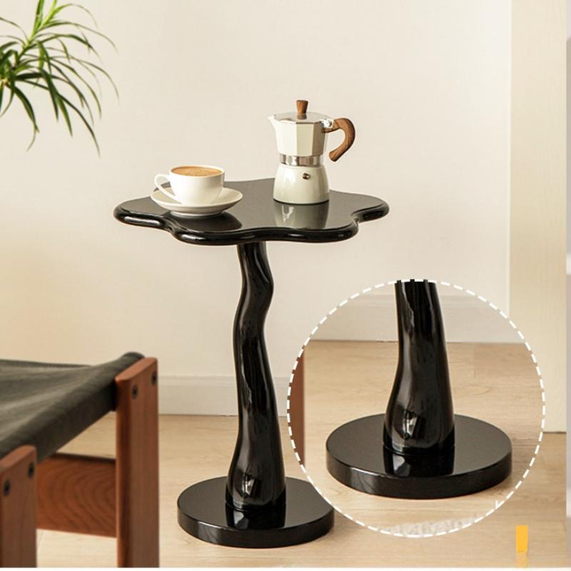 Nordic Modern French Petal Edge Table Журнальный столик Ретро Гостиная Диван Угловой Спальня Кремовый Светлый Роскошный Маленький Столик Новинка 2025