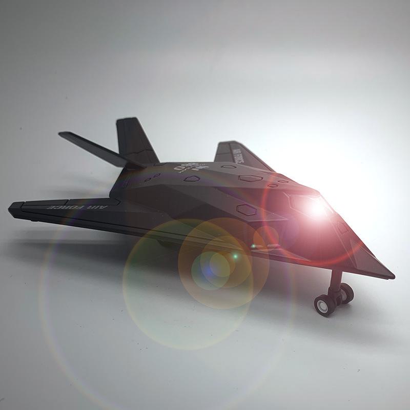 Сплавной истребитель-невидимка F117 Инерционная модель самолета со светом и звуком для мальчиков