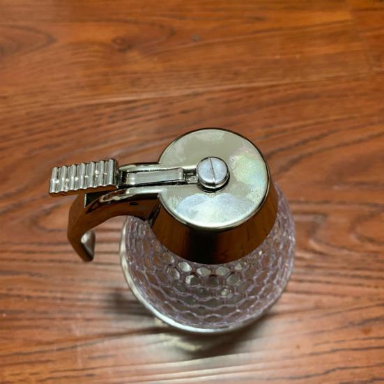 Honey Syrup Juice Dispenser No Drip Glass Beautiful Honeycomb Shaped Pot And Maple Syrup Dispenser Efficient Anti-Crystallization Multi-Functional Bee