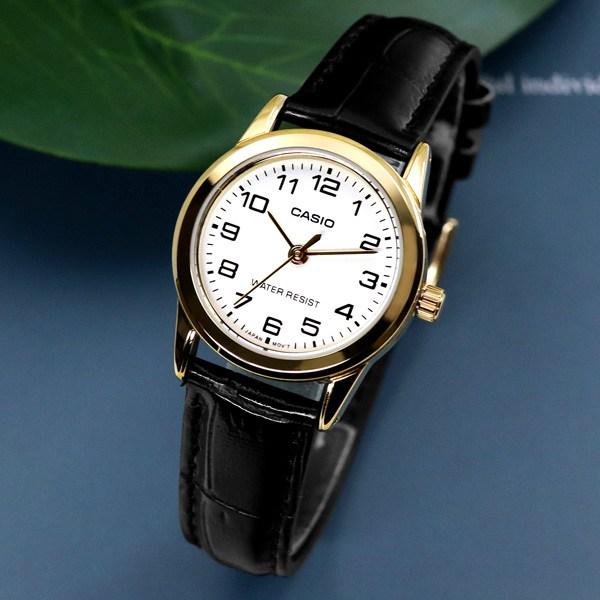 Casio Женские аналоговые кожаные наручные часы