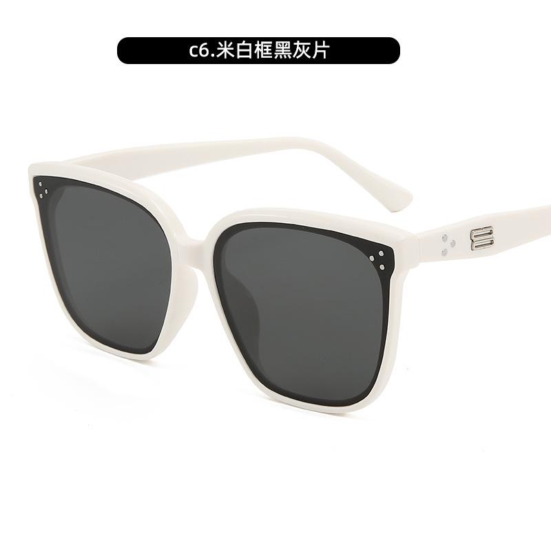 Gm Солнцезащитные очки Уличные оттенки Простые солнцезащитные очки Ретро солнцезащитный крем Защита от ультрафиолета Солнцезащитные очки Женские