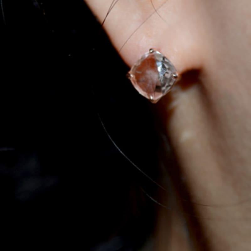 martha in the garret white quartz.775