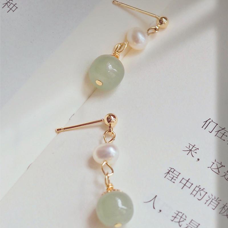 Hetian Green Jade Pearl Earrings14K Gold-plated earrings with Hetian jade7*8mm Classic minimalist elegant earrings