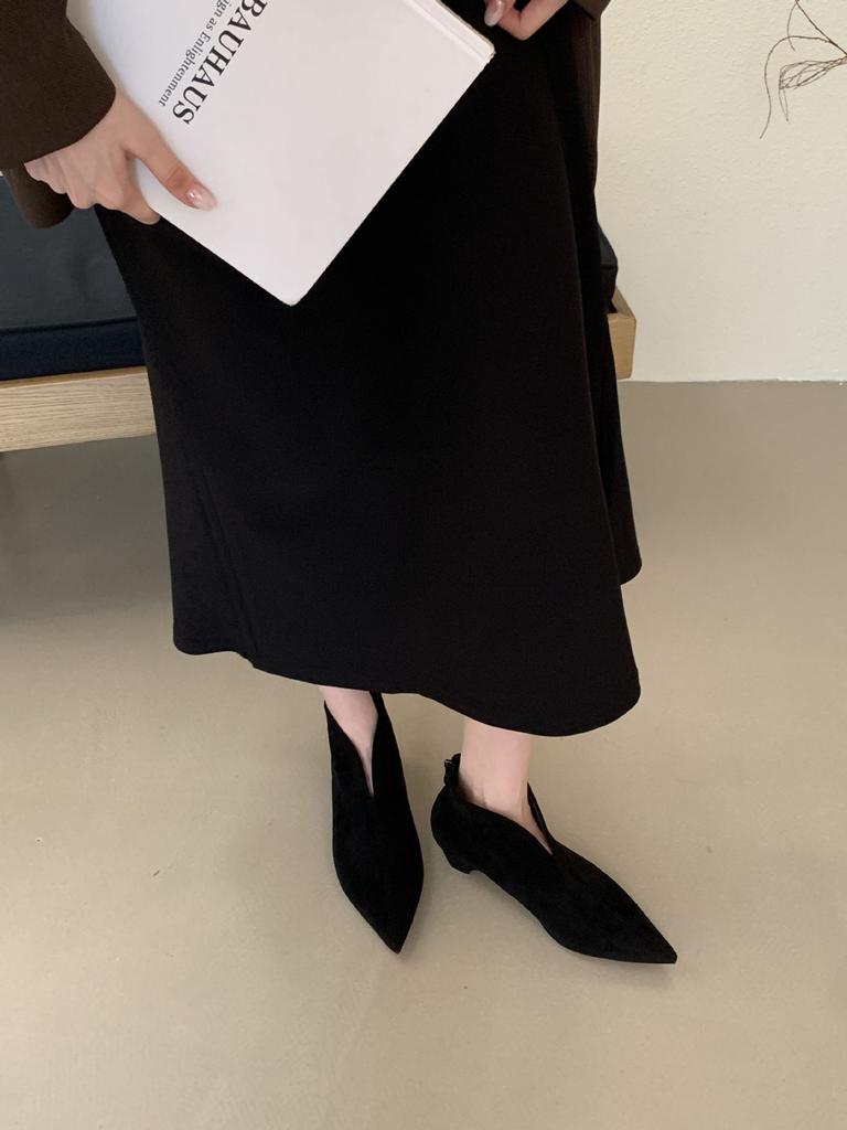 2025 Autumn and Winter New Pointed U-mouth Suede Medium Heel Short Boots Women's Sexy Commuter Short Boots Fashion Boots Women