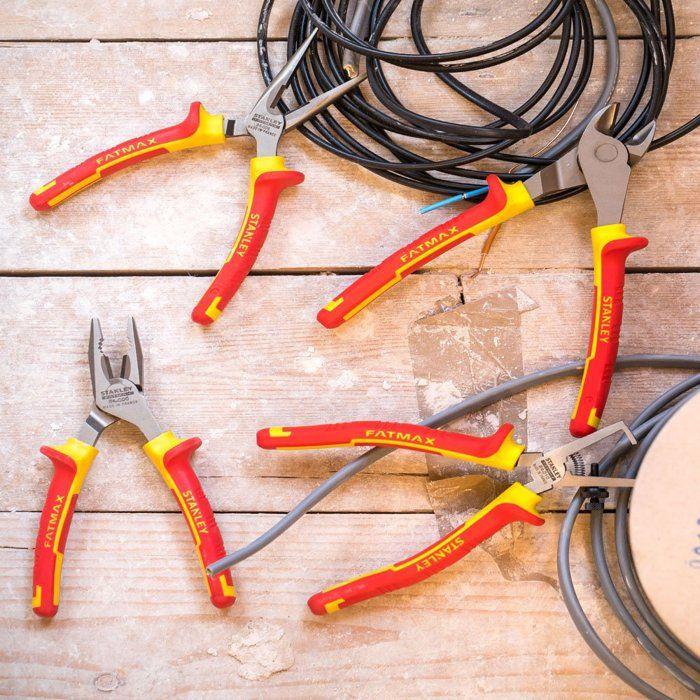 STANLEY Coffret de 4 Pinces Isolees 1000V 4-84-489 Tête Chromée - Inoxydable - Poignée Bi-Matière Certifiée à 1000V