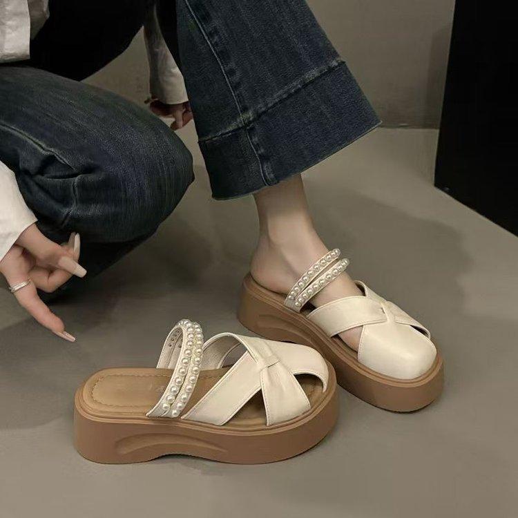 Baotou Slippers Women's 2025 New Summer Pearl Belt Thick Bottom Heightening Design Sense Hollow One Pedal Lazy Sandals