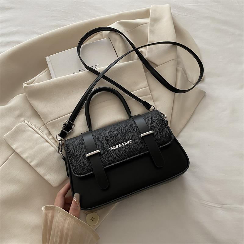 New Niche Design Box Bag Trendy Versatile Shoulder Bag Fashion Messenger Bag Premium Texture Portable Small Square Bag