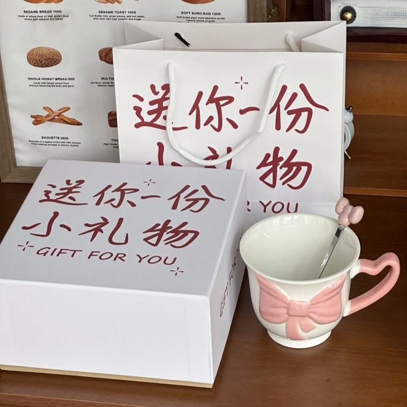 Cute Hand-painted Bow Mug Birthday Gift Girls Practical Ceramic Cup Girlfriends Souvenir Gift Box