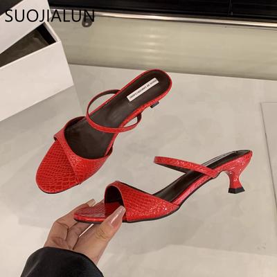 Мода SUOJIALUN 2025 Лето Новый Бренд Женские Тапочки Мода Мелкие Слипоны Открытый Носок Женские Слайды Тонкий Низкий Каблук Платье Туфли-Лодочки Обувь