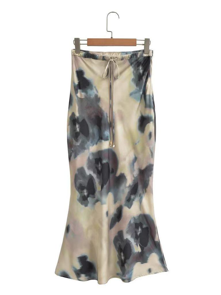 2024 Euro-American Women's Fashion: French Ink-Wash Short Top & Skirt Set