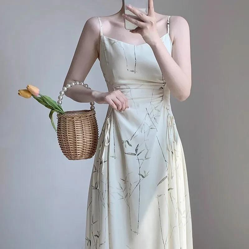 Женское кремовое midi-платье на тонких бретельках со квадратным вырезом, драпировкой на талии и принтом в виде абстрактных линий, элегантное вечернее платье
