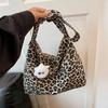 Leopard Print Large-capacity Tote Bag Women's 2025 New Fashion Super Fire Commuter Shoulder Bag Popular Cloth Bag Messenger Bag