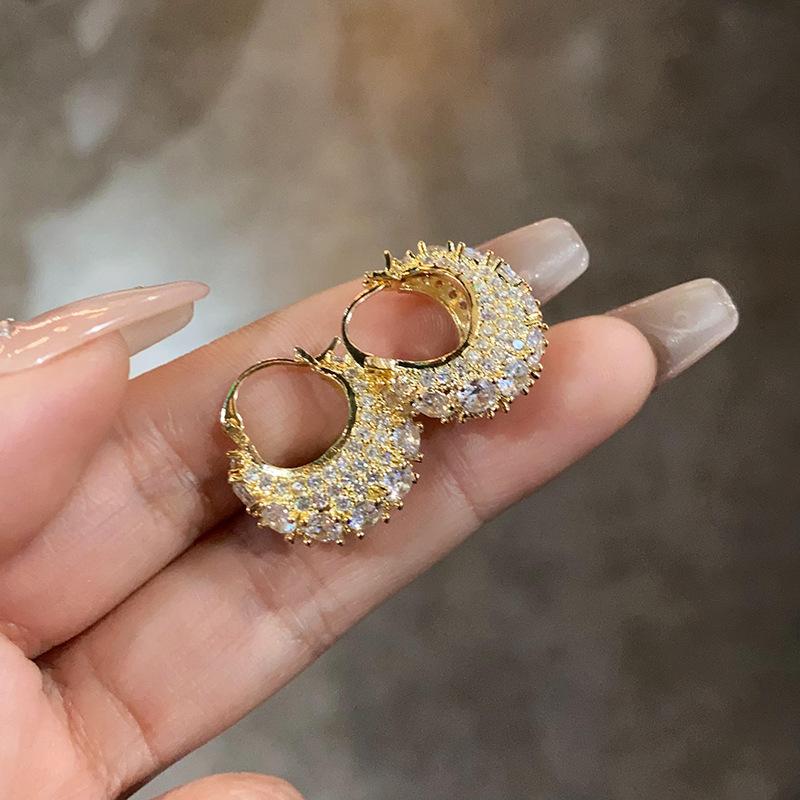 Real gold electroplated zircon geometric ear buckles ins niche design earrings fashion light luxury high-end earrings