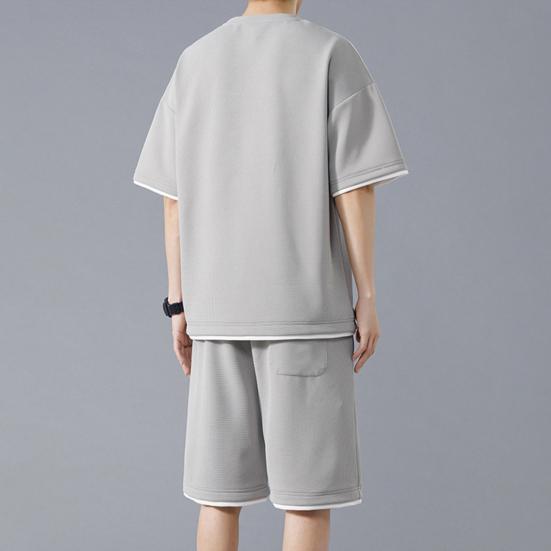 Мужской летний наряд из 2 шт./компл., футболка с коротким рукавом и круглым вырезом, эластичная талия, регулируемый шнурок, широкие шорты, комплект, поддельные