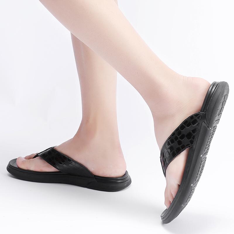 Модные мужские летние пляжные крутые прогулочные туфли кожаные мужские удобные шлепанцы минималистичные тапочки для мужчин 2024 новые мужские туфли на плоской подошве