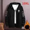 Мужская зимняя куртка на молнии 10XL Plus из бархата с утолщением, повседневная модная куртка с капюшоном, мужская одежда больших размеров, высококачественный универсальный топ черного цвета