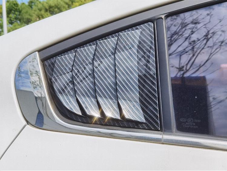 Отделка из углеродного волокна для Kia K3 2013-2018 (Треугольные жалюзи) - Стиль Мустанг