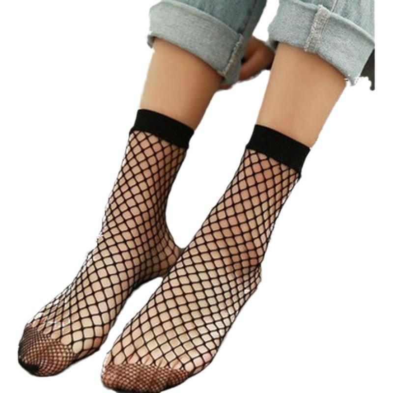 Breathable Women's Summer Mesh Short Socks - Sweat-Absorbent, Stylish Fishing Mesh Design