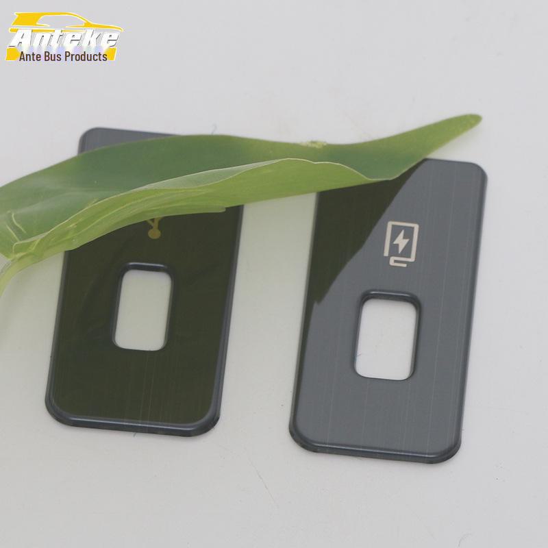 Geely 23 Boyue L Передний USB-порт для зарядки с блестками, декоративная нашивка