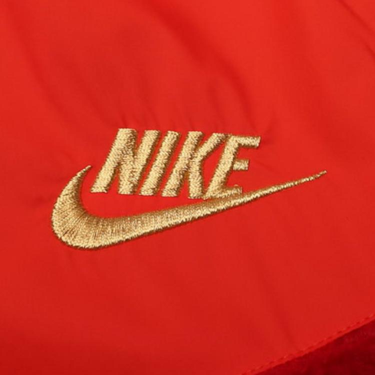 Nike Детская куртка с капюшоном на молнии с вышитым логотипом и цветными блоками Детские куртки AA0069-687