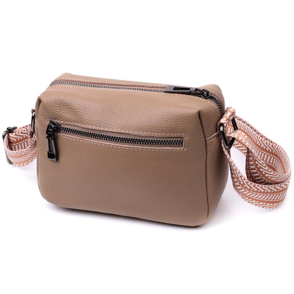 Small Bag with One Compartment for Stylish Women Made of Genuine Leather Vintage 22604 Beige